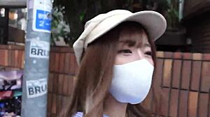 Man, this Asian babe’s body is insanely hot… Lickin’ and ridin’ her tight hole like crazy!