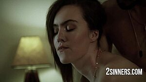 تبادل زوجات يتحول إلى أكشن جماعي جامح بني!