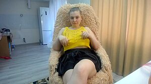 Masturbating in the evening with a relaxed vibe