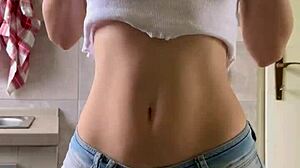 what would you do to maiskii's petite frame?