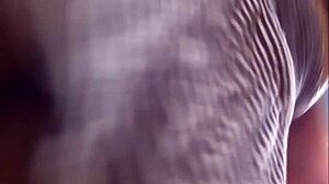 윽, 임신한 라티나의 업스커트에 완전히 헝클어졌어