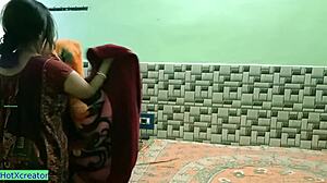 इंडियन हॉट भाभी ने शेव्ड चूत फिंगरिंग के साथ तीव्र XXX सेक्स के लिए धोखा दिया