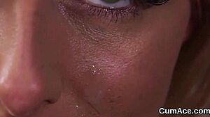 Hot babe gets cum load on her face, eating all the juice 😋 blowbang bukkake facial