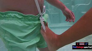 Amateur Teen Couple With Big Ass Thai Girlfriend Fucking In Jacuzzi!