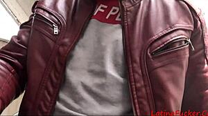 Jebání cizinců z nového gay baru