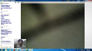 Gay Teen Shows Off On Webcam