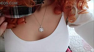 嘿，老师的宠儿，准备好崇拜那大屁股了吗？让我们来点脏的！