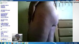 Gay Teen Shows Off On Webcam