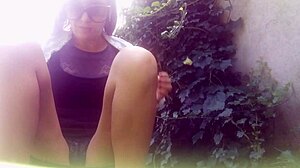 야외 잔디 오줌 싸, 이웃 신경 안 써!