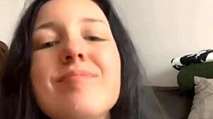 want to see some pussy play with toys?