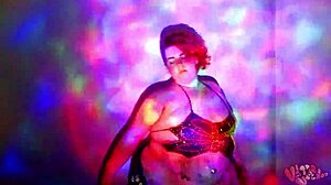 bbw goddess strips and dances oiled