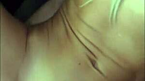 Lanet, arabada anal seks çok vahşi, bu amatör gay videoyu gör! 🚗💥