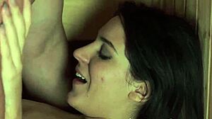 Уау, тийн 18+ язди кур и прави футджоб на дядо! 🔥