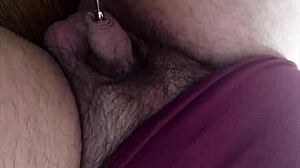 杭州灵薇 女主脚交在BDSM鞋子里？