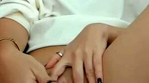 Just saw this hot Morena showing off her pussy on webcam today.