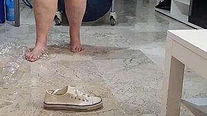coolmarina's feet in smelly sneakers fetish crash