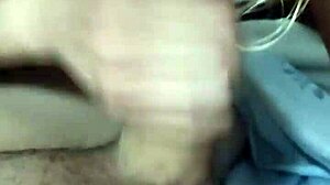 i jerked off my wife, she blew me