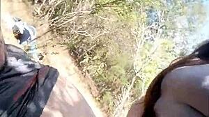 Madrastra cachonda invita a hijastro a sesión de follar crudo