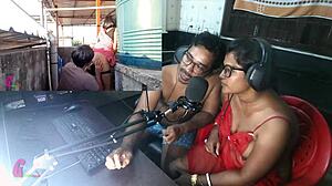 Agni Bhabi geeft reacties op dakterras, leert me Indiase buiten trucs... wow!