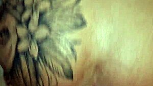 ダナックスマッスルズがXvideos Redで巨大チンポを深く喉奥まで咥える