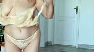 Naughty cowgirl mariaold teasing by huge natural tits