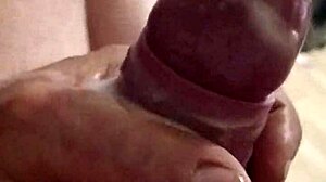 جرب زبي يحس رهيب.. عايز تشوف؟