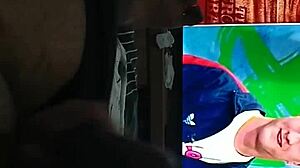 Aussie sucked my dick!