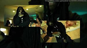 Teen amateur's big ass gets action in the hood! 😜