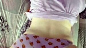 Velika guzica polusestra jebana jako u Bambi gaćicama.