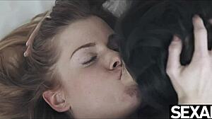 beautiful lesbians eat pussy in 69!