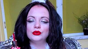 red lips fetish babe perfect for your holiday fun