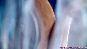 watch the brunette indian babe in her solo hot performance