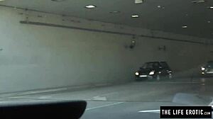 Эй, красотка, пробовала мастурбировать в общественном гараже, как эта смелая молодая 18+?