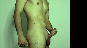 Intriguing solo webcam session with amateur massage techniques