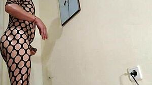 gay pasivo enjoys detailed intimate encounters