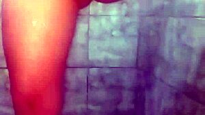 Young neighbor sends bath video with big ass.