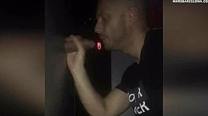 Jo, toužím po velkých ptácích v gay glory hole