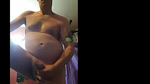 Bisexual guy shoots huge load, so hot! 🔥