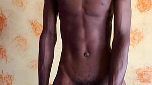 Mandigo Wapsissa, iso kyrpä hyvin öljytty valmis naimaan mitä reikää tahansa.