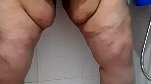 coolmarina peeing all over the floor, so wild!