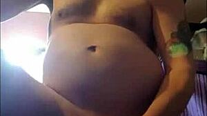 Bisexual guy shoots huge load, so hot! 🔥