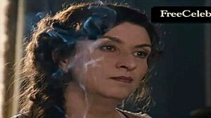 إيليانا زابيث مشهد عارية يسرق الأضواء في أبولونيد!