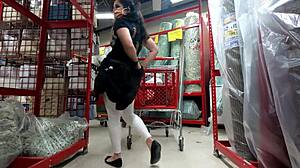 熟女の家主婦たちがヨガパンツで巨大な曲線をチラチラ見せつける狂気のコレクション