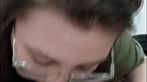 sexy wife blows husband and swallows 😘