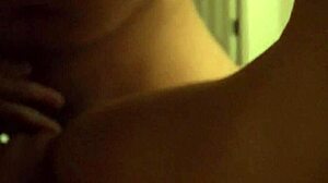 アジアのカップルが生フェラと激しい騎乗位で大暴れ