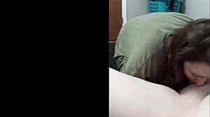 sexy wife blows husband and swallows 😘