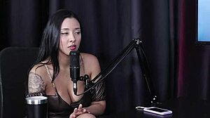 Se Não Estiver Cansado Consegue Fazer Umas Quatros Cenas No Dia E Quando Namorou Com Uma Mulher Do Ramo Foi Só Estresse - Will Mastro Sheer Red