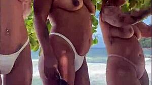 Wil Je Meedoen aan Ons Wilde Strand Orgy Pad?