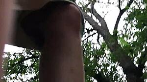 パンツを詰め込みながら触って激しい絶頂へ