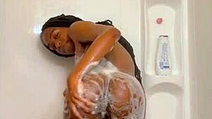 damn, watchin this sexy black girl in shower... so hottt!